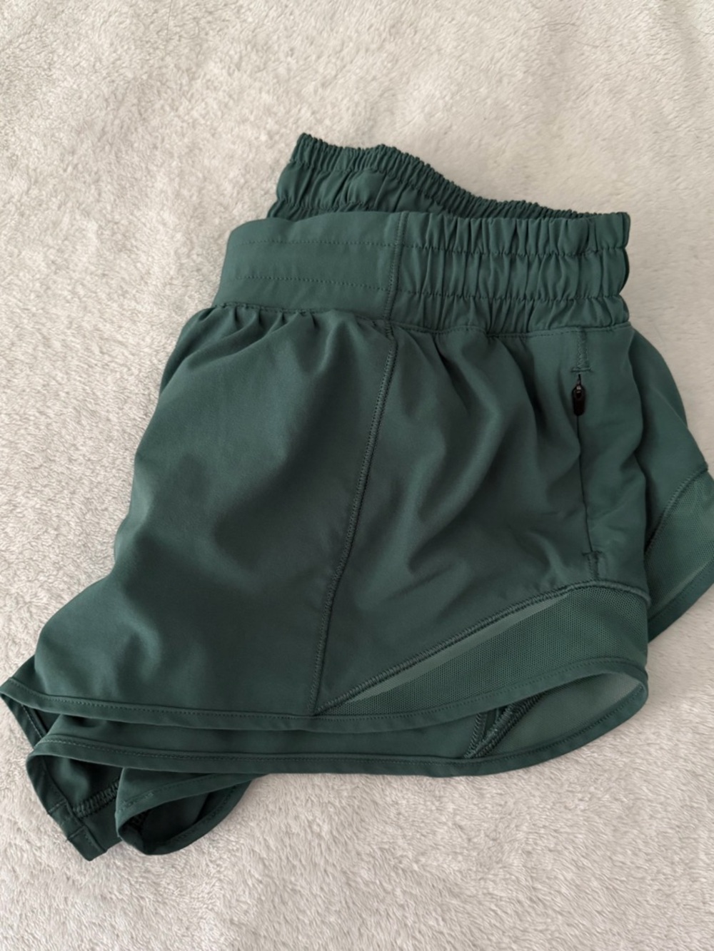 lululemon Forest Green Hotty Hot Shorts - Picture 4 of 4